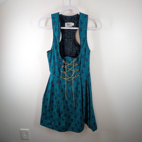Rare Dirndl by Erika Neumayer Size 4 Stag Aelin Throne of Glass German Designer - Picture 3 of 8